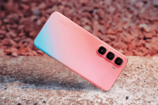 Они представили «ультра -рассудительные» смартфоны Infinix Hot 60 Pro+ с экранами 144 Гц и чипом Helio G200
