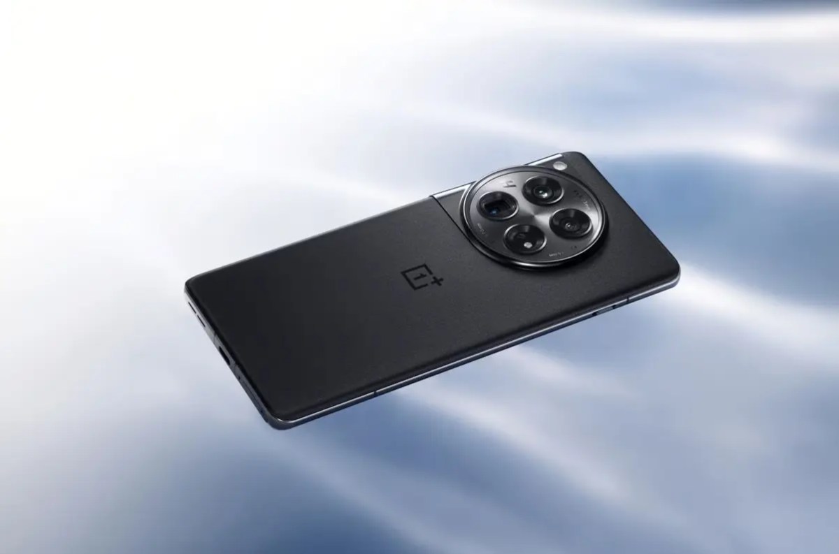 OnePlus 12 получила обновление кислородов 15.0.0.0.840 с Mind Space, II Инструментами для фотографий и многое другое.