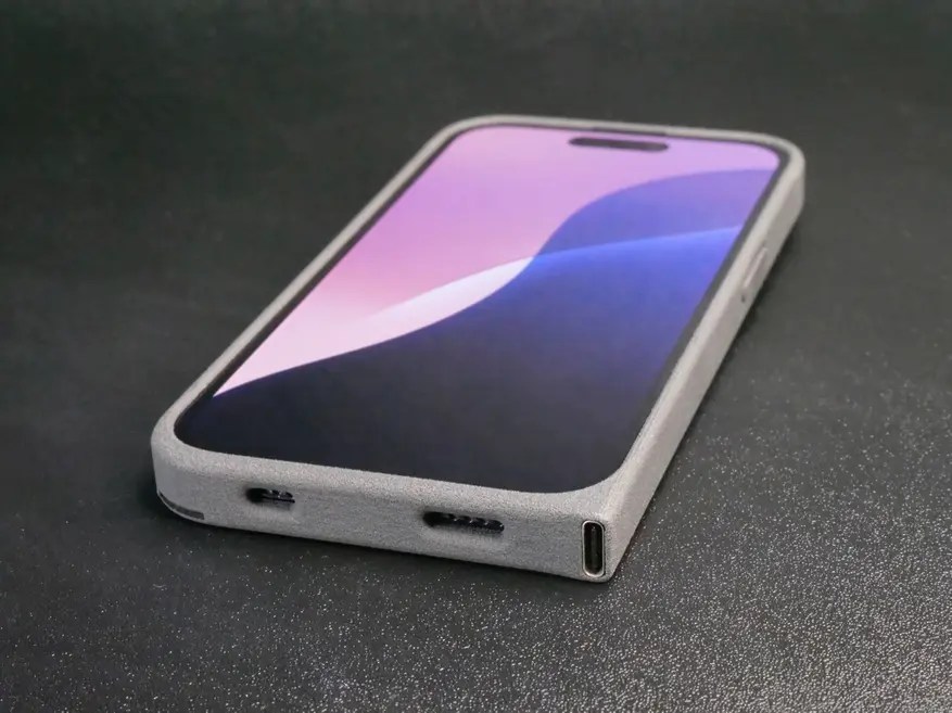 Случай для старого iPhone представлен с встроенным портом USB Type-C (видео)