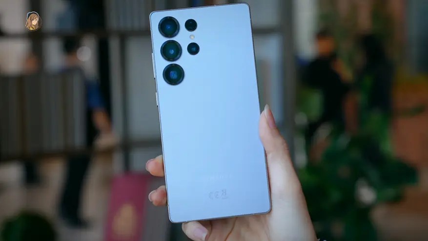 Samsung Galaxy S26 Edge станет тоньше и получит батарею с большей емкостью