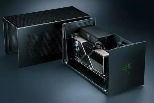 Razer запустил Core X V2 - первый внешний корпус видеокарты с Thunderbolt 5