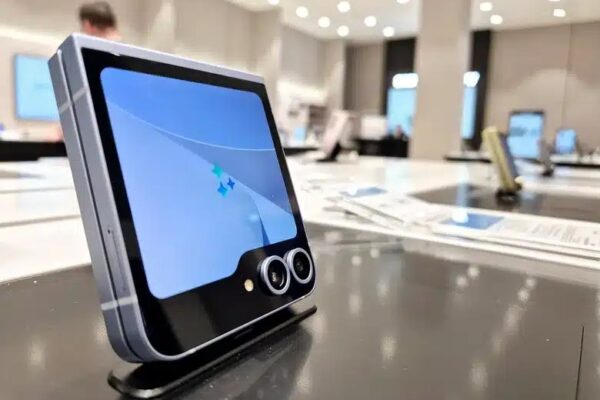 Galaxy Flip 7 Fe может получить Exynos 2400, два дисплея и аккумулятор 3700 мАч