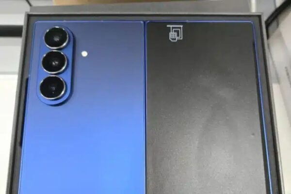 Первые «живые» фотографии Galaxy Z Fold 7 просочились