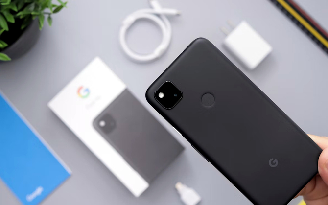Другой Google Pixel 6a загорелся. Проблема батареи вышла из смартфонов Pixel 4A. Производитель знает об этом