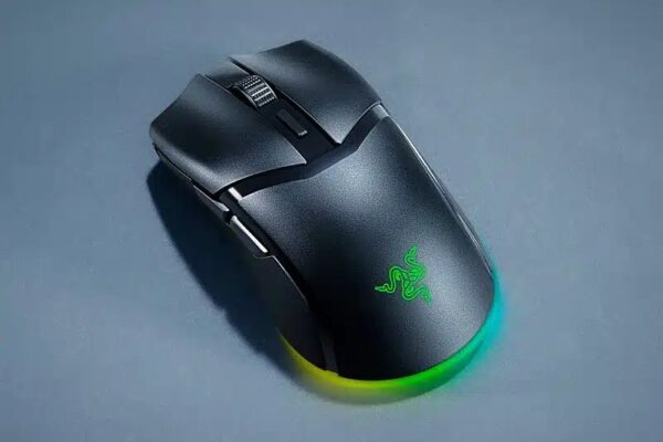Razer представил беспроводную версию своей игровой мыши Cobra