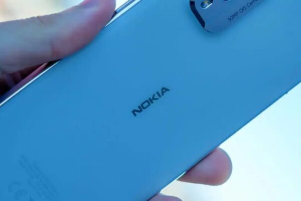 Nokia снова попытается вернуться на рынок смартфонов с новым производителем Nokia снова попытается вернуться на рынок смартфонов с новым производителем