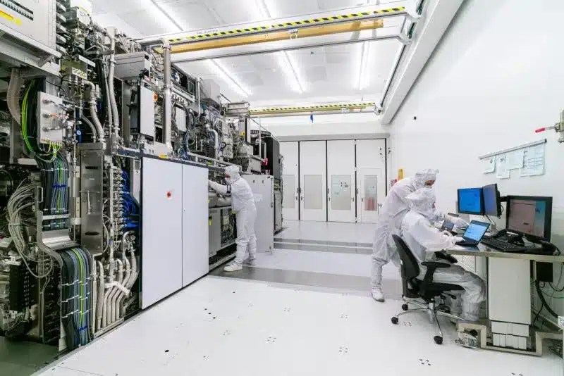 Ежеквартальная прибыль TSMC выросла на 61% до рекордных 13,53 миллиарда долларов благодаря искусственному искусству