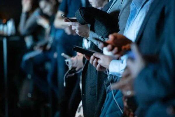 Мобильный интернет через «Белые списки»: новые подробности о том, как русские будут разрешены онлайн во время перерывов