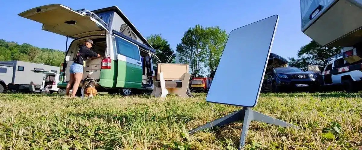 Цена на оборудование Starlink была вдвое, но пока в США.