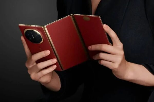 Новый тройной складной телефон Huawei выйдет на рынок в тот же день, что и iPhone 17