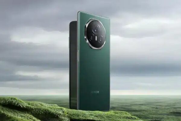 Honor Magic V5 представляет реальные переводы вызовов в Европу, используя искусственный интеллект