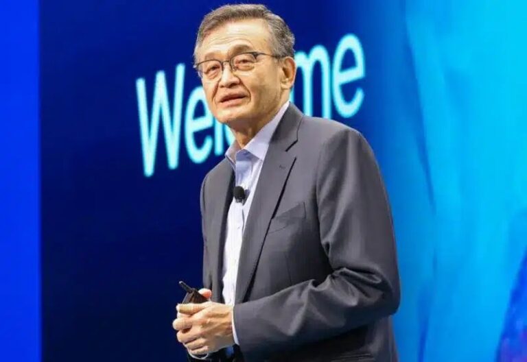 Президент США Дональд Трамп вызвал исполнительного директора Intel в Белом доме