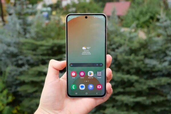 Samsung добавил 4 смартфона в список неподдерживаемых устройств: вы здесь?