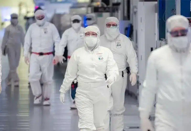 Владелец ARM будет покупать акции Intel за 2 миллиарда долларов