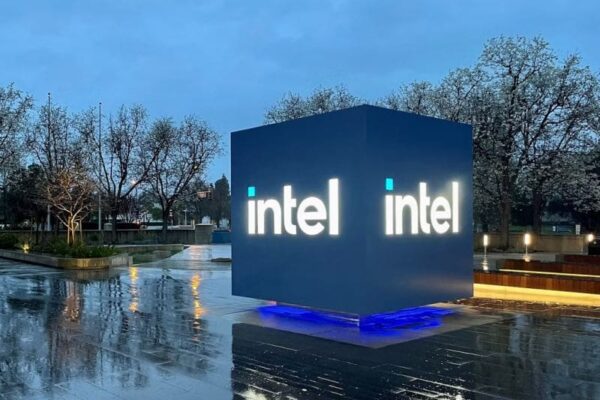 Intel готов продать свои акции дешево не только SoftBank