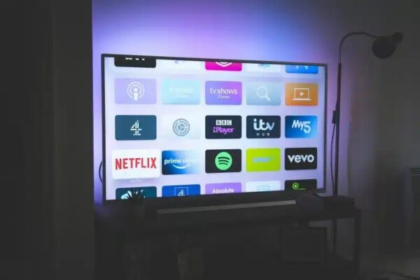 Китайские телевизоры покоряют мир - Samsung и LG теряют рынок, в то время как TCL и Hisense растут