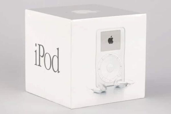 +10 000 % за 24 года: первая генерация iPod был продан на аукционе за рекордные $ 4044