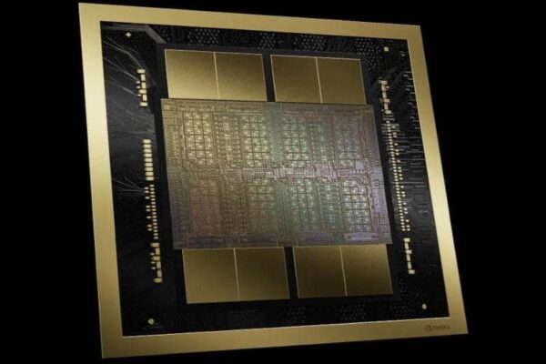 NVIDIA представила GB300 Blackwell Ultra-самый мощный акселератор ИИ с 20 480 ядрами CUDA, 288 ГБ HBM3E Memory и PCIE 6.0
