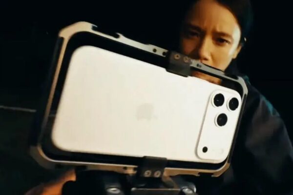 Лучше масштабировать с iPhone 17 Pro Max, но не идеально