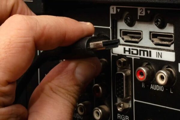 Вот почему я больше не покупаю дешевые кабели HDMI - им не хватает одной важной функции