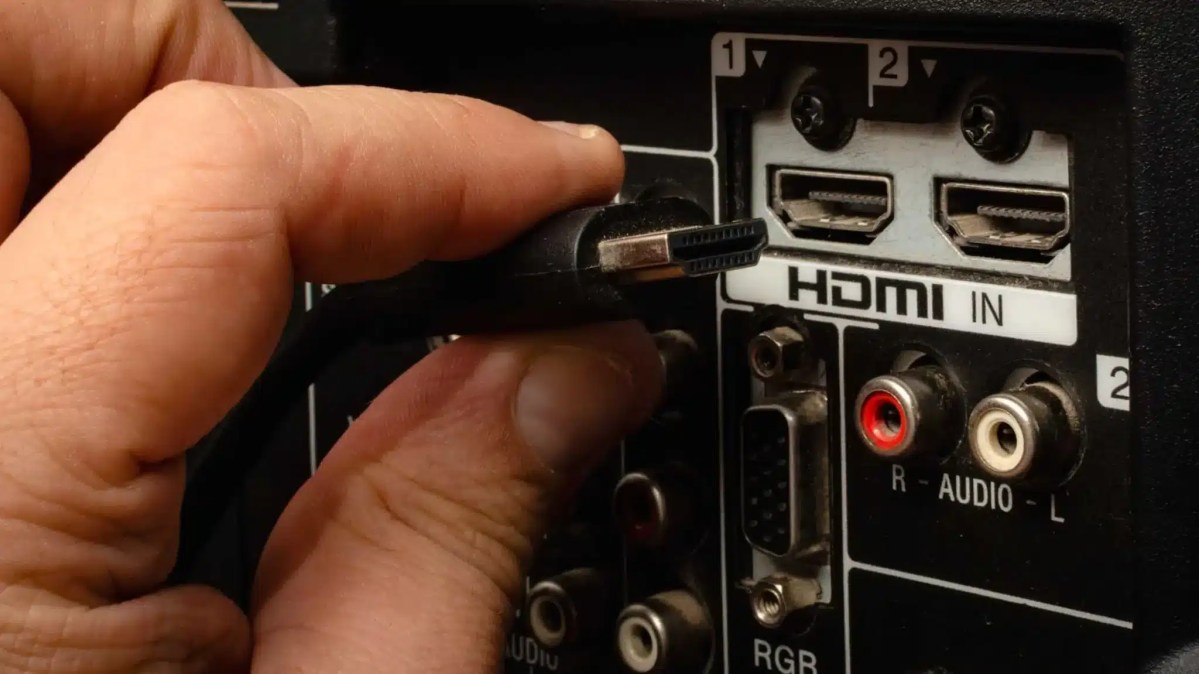 Вот почему я больше не покупаю дешевые кабели HDMI - им не хватает одной важной функции