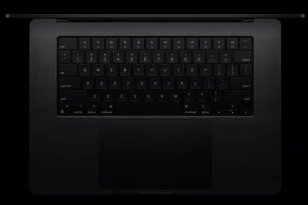 Apple скоро начнет массовое производство моделей MacBook Pro и Air на основе чипов M5