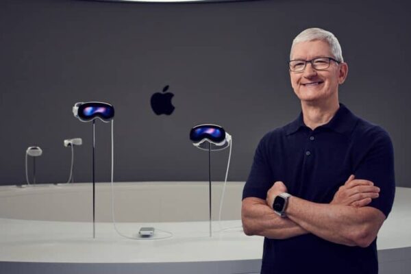 К следующей весне Apple выпустит еще десять новых продуктов