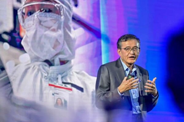 Для его спасения Intel пытается привлечь инвестиции TSMC и создать совместное производство