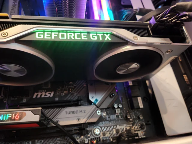 NVIDIA GEFORCE GTX 2080 TI - Здесь никогда не бывает выпущенной системой с 12 ГБ VRAM. Имеет лучшую спецификацию, чем GeForce RTX 2080 TI