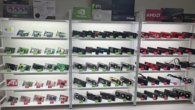 Частный музей истории GPU. Пользователь Forum Chiphell представила необычную коллекцию видеокарт за последние 25 лет