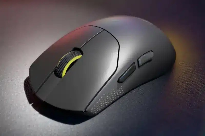 Corsair представила ультра -светлые игровые мыши весом 36 грамм и срок службы батареи до 70 часов за 100 долларов