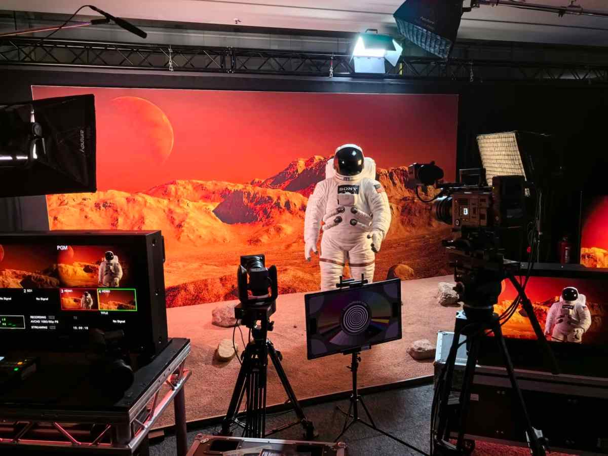 Забудь о Oled-Sony показал что-то потрясающе лучше