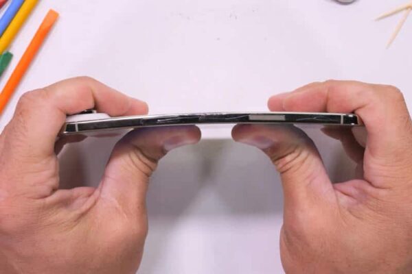 Air Air подтвердил свой статус на самом долговечном смартфоне Apple