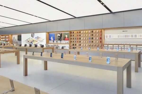 Смартфоны II вернули рынок к росту: +2,6% в третьем квартале