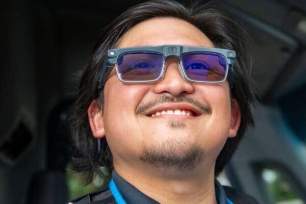 Amazon показал умные очки Amelia с дисплеем и камерой — помогите курьерам доставлять посылки быстрее