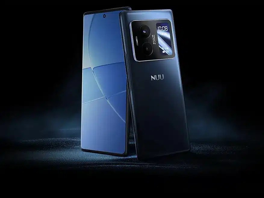 Nuu представила 5G-смартфон B40 с двумя дисплеями и процессором MediaTek Dimensity 7025 (видео)