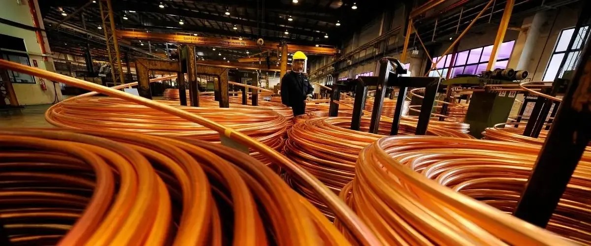 Вуд Маккензи: К 2035 году спрос на медь вырастет на 24%