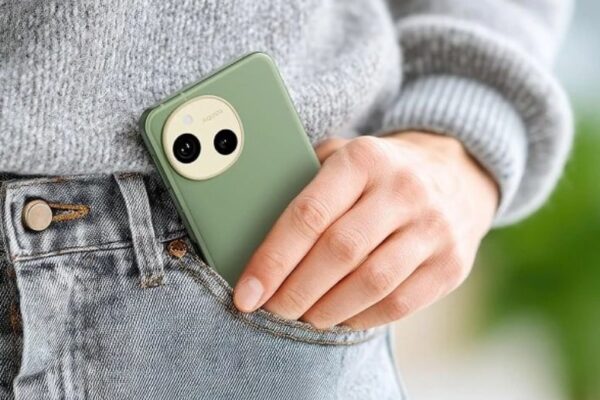 Цельнометаллический «маленький» от японцев: официально представлен смартфон Sharp Aquos Sense 10