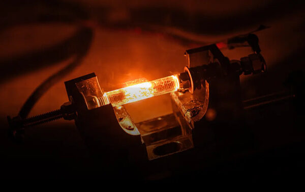 Ученые из Университета Райса разработали быстрый метод переработки неодимовых магнитов. Это длится секунды, а не дни