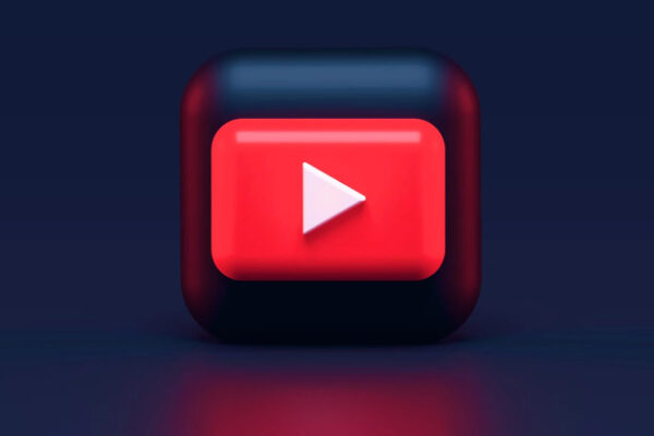 Обновленный плеер YouTube. В новой версии от Google также внесены изменения в раздел комментариев.