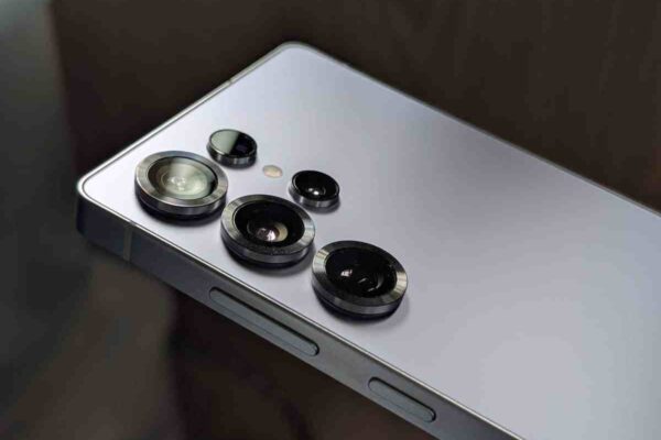 Улучшенная мобильная фотография: Galaxy S26 Pro поставляется с новой 50 -мегапиксельной основной камерой