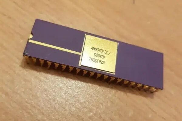 50 лет назад AMD создала свой первый процессор AM9080, который стоил 50 центов, но продавался за 700 долларов.