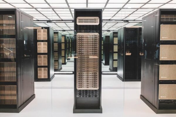 Nvidia распродала все свои ускорители искусственного интеллекта, но на подходе еще больше Blackwell