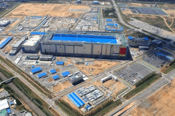 Samsung увеличит производство 1-нм памяти DRAM