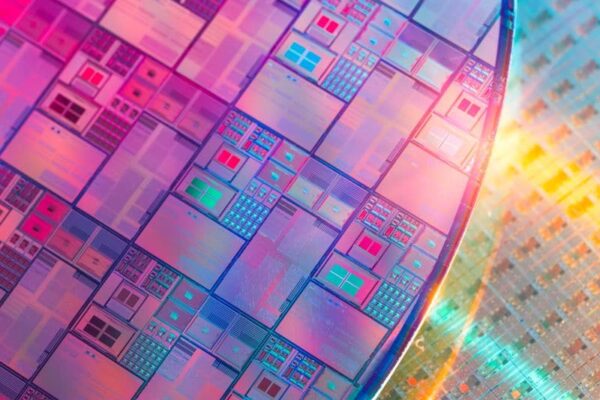 Приемлемо: Samsung наконец-то довела 2-нм техпроцесс до уровня дефектов ниже 50%.