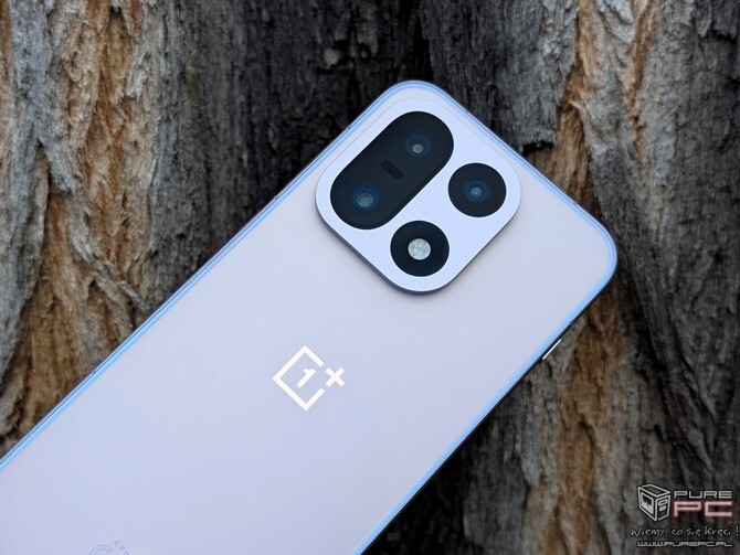 OnePlus 15R выйдет в ближайшее время. На борту будет Snapdragon 8 Elite и аккумулятор емкостью 7800 мАч.