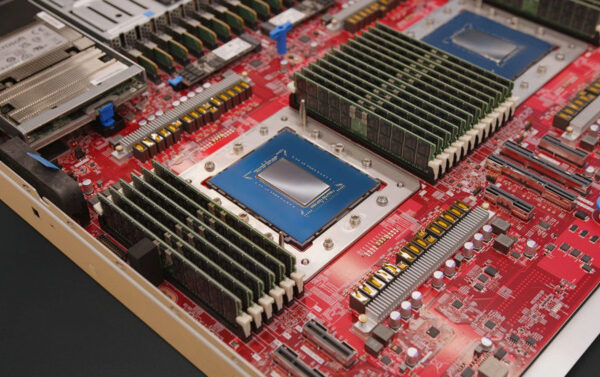 Microsoft анонсирует Cobalt 200 — серверный ARM-процессор со 132 ядрами Neoverse-V3, который станет основой облачной платформы Azure