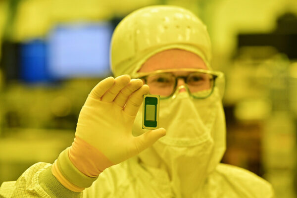 Первые тесты производительности Intel ARC B390 в процессоре Panther Lake подтверждают значительный прирост производительности системы Xe3.