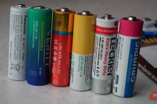 Я потратил много денег на батарейки АА, потому что мне не хватало одной маленькой детали.