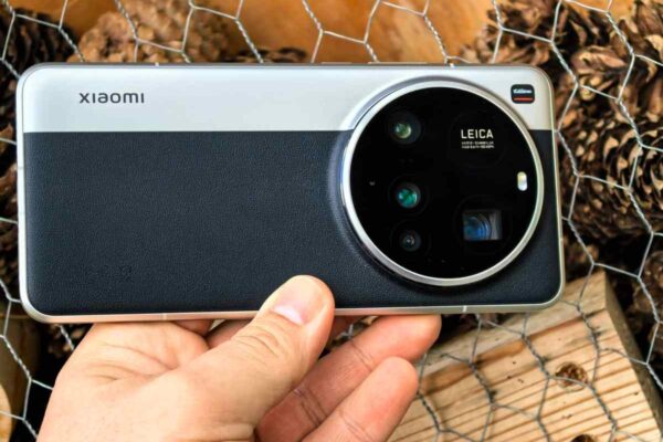 Свет, скорость, искусственный интеллект: Xiaomi 15 Ultra переписывает правила